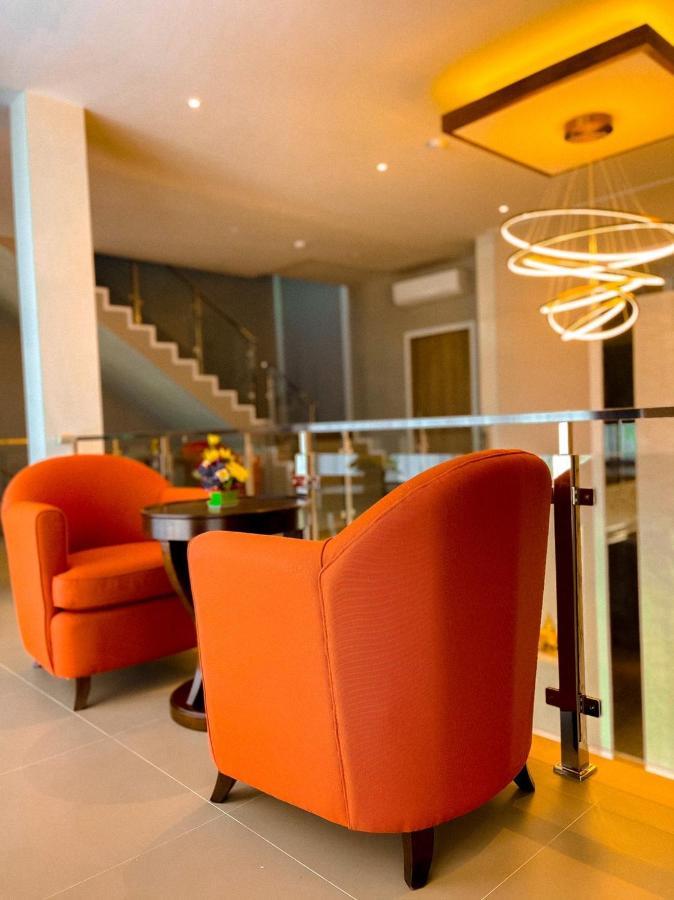 Sukruethai Hotel Chiang Mai - โรงแรมสุขฤทัย เชียงใหม่ Exteriör bild