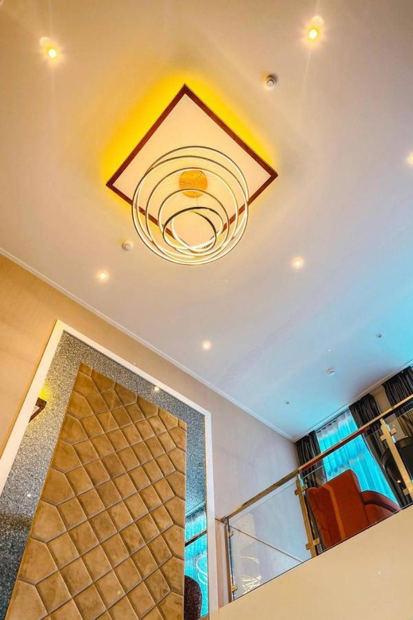 Sukruethai Hotel Chiang Mai - โรงแรมสุขฤทัย เชียงใหม่ Exteriör bild