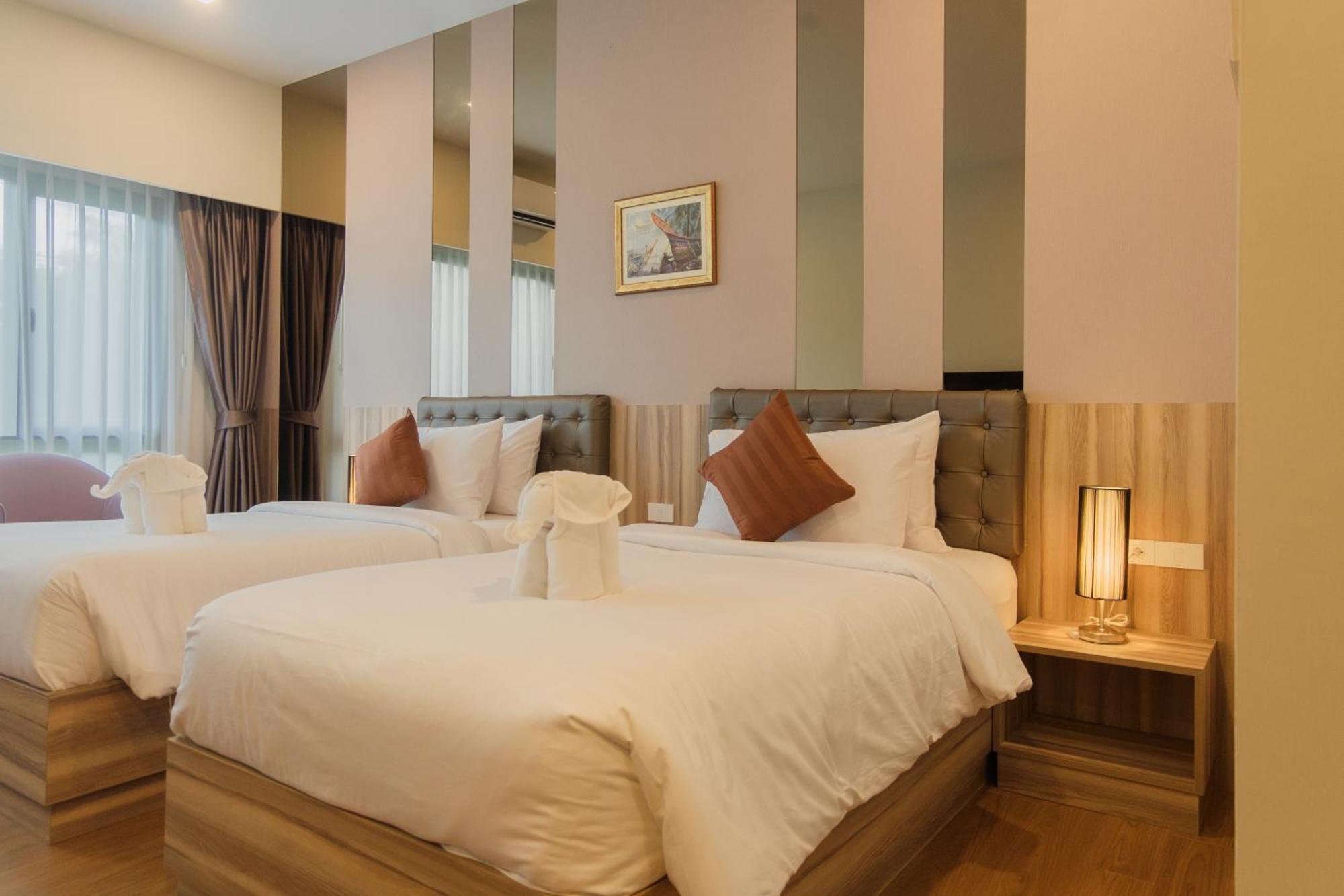 Sukruethai Hotel Chiang Mai - โรงแรมสุขฤทัย เชียงใหม่ Exteriör bild